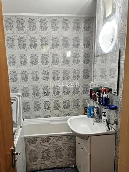 Gars (bloc 1979 reabilitat, 31 mp) - 15 min. metrou M. Bravu / Dristor - 6