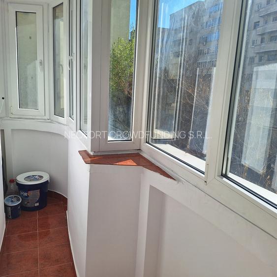 Decebal | Garsonieră Spațioasă 41mp | Bucătărie Închisă | Decomandată | Etaj 2 - 15