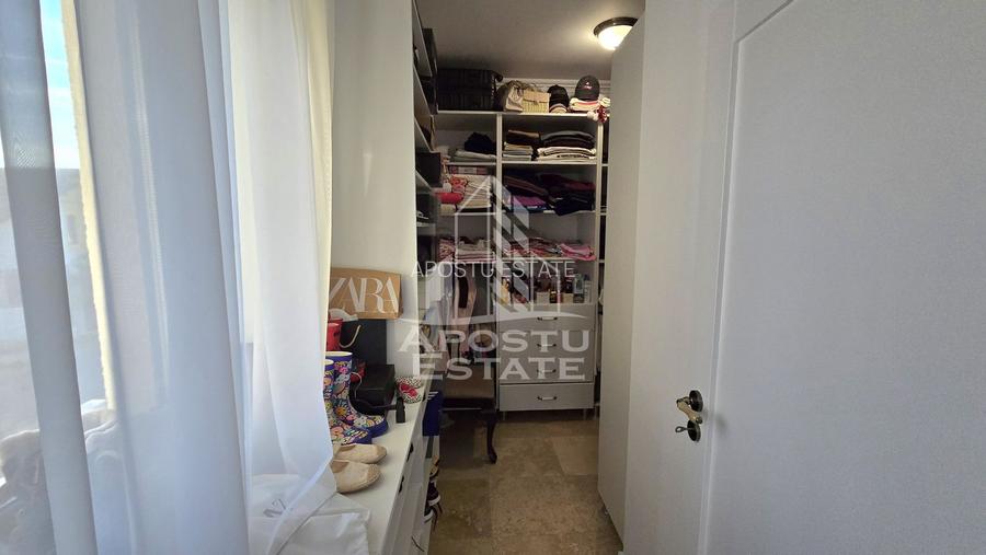 Casa individuala deosebita cu 5 camere, 3 bai, demisol si garaj, Sag - 35