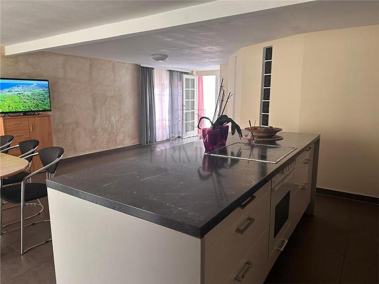 DAMBOVITA CASA 4 CAMERE, DECOMANDAT, PANOURI SOLARE - 2