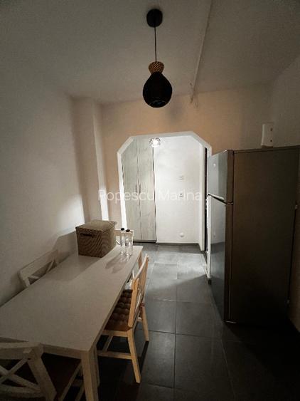 Vând garsoniera complet mobilata si utilata - 2