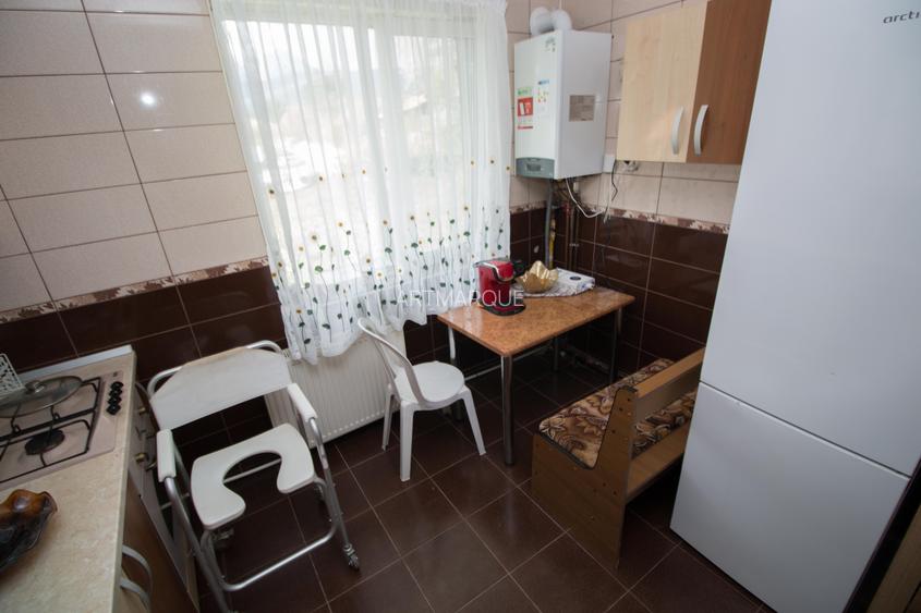 Casa individuala Azuga cu acces usor si vedere la munte - 4