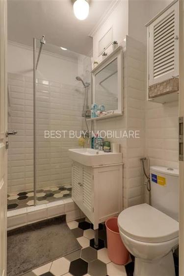 AP.2 CAMERE RENOVAT MOBILAT UTILAT SECTOR 1 CALEA DOROBANTI - 16