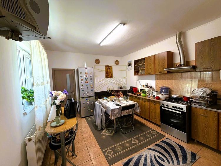 Vanzare Casa Individuala pe Parter, Curte 640 mp - 4