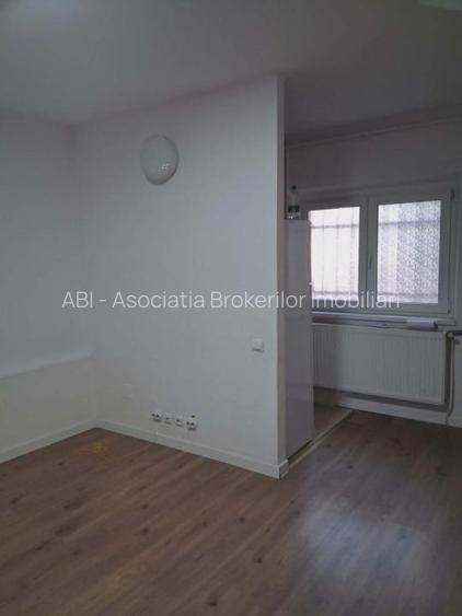 Unirii-Nerva Traian,apartament 2 camere de vanzare parter,nemobilat - 3