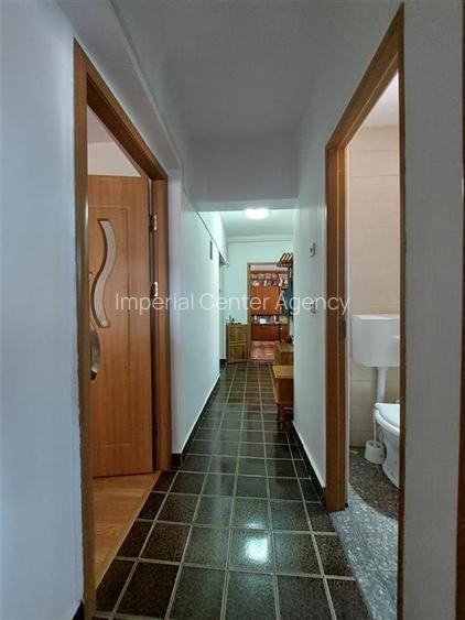 APARTAMENT 3 CAMERE ONESTI - 3