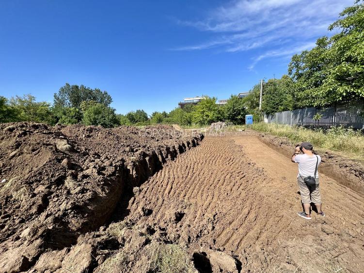 Teren 6000 mp pozitie deosebita lacul Baneasa adancime 140 m - 11