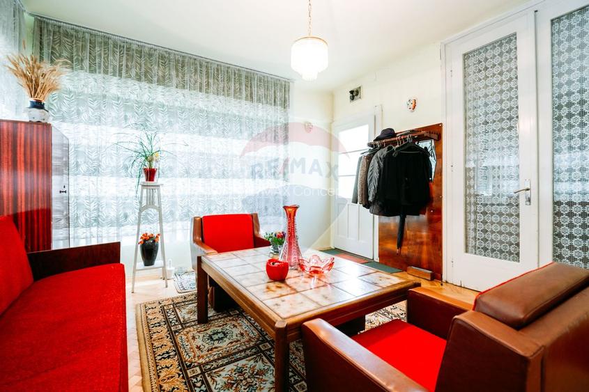 Apartament spațios cu grădină proprie într-o vilă interbelică renovată - 19