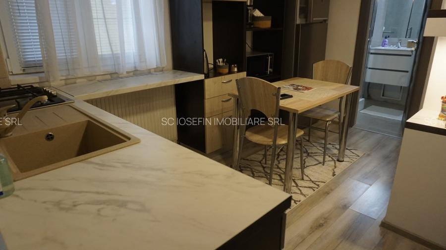 Ready to rent one room apartment near Union Square - 3