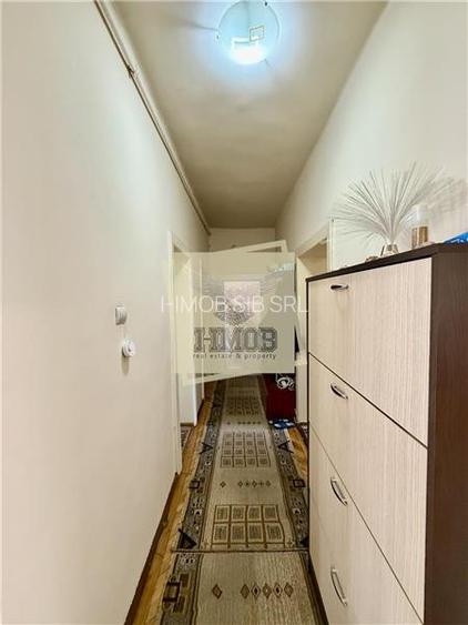 Apartament la casa cu 4 camere  204 mp curte 150mp Piata Cibin - 7