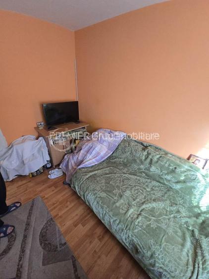 ETAJ 3! Apartament 2 camere 42mp, Podu Ros, CT, fara risc - 4