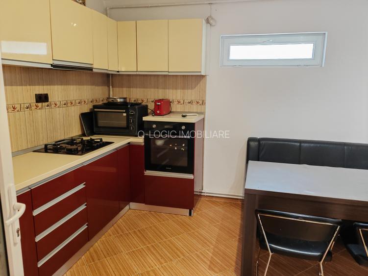 Casa 8 camere mobilata si utilata RASNOV - 18