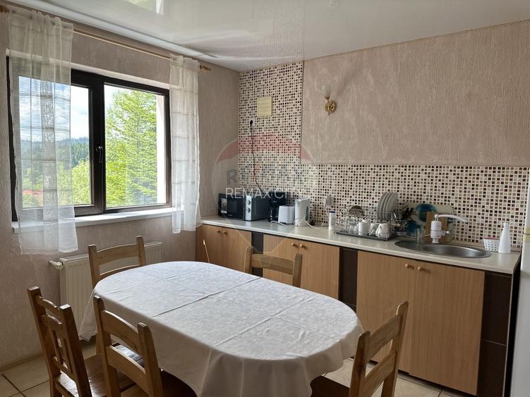 Hotel / Pensiune cu 18 camere de vânzare Durau - 20