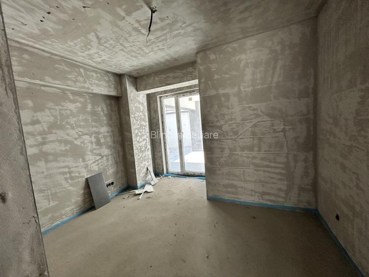 Apartament de 4 camere , 89 mp utili, terasa 103mp, zona VIVO - 5