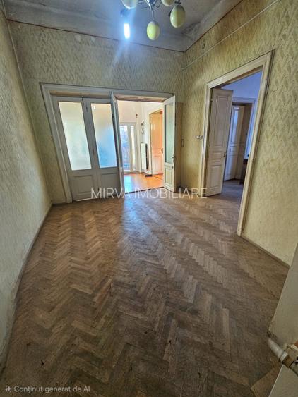 Casă cu arhitectură interbelică, 5 camere, teren 409 mp – Central - 45