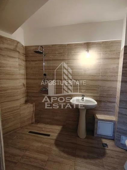 Apartament cu 3 camere, 2 bai,2 balcoane, etaj intermediar,Iuliu Maniu - 7