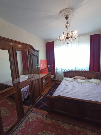Vânzare apartament 3 camere semidecomandat Bd. Obregia - Cultural - 25