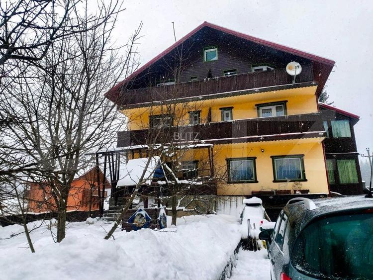 Pensiune 3*, 484 mp utili si 1000 mp teren, Predeal! - 2