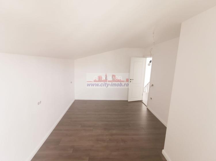 Vanzare Casa Otopeni   D + P + M - 33