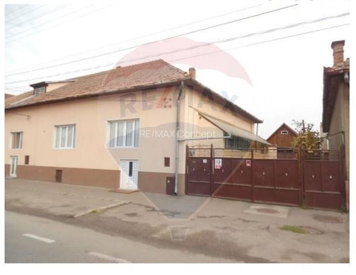 Casă de vanzare 3 camere Gherla - 2