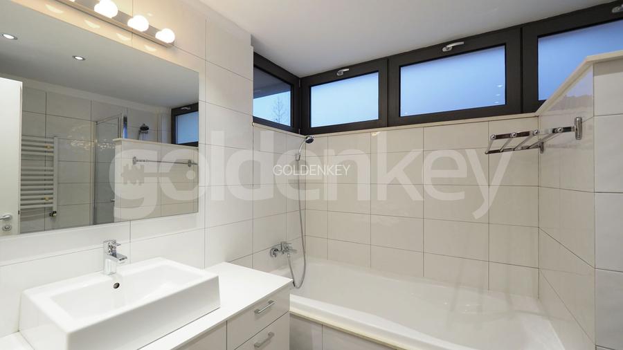 Vedere libera | Duplex insorit cu 4 camere, 3 bai | 191mp - 10