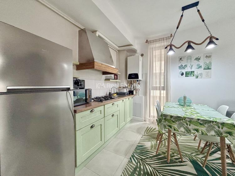 Inclusiv vara- prima linie la mare-loc de parcare  - 2