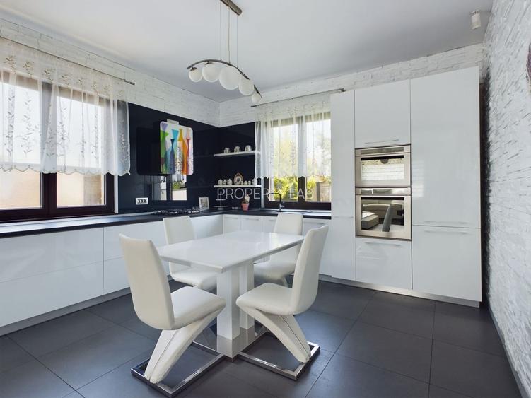 Vilă modernă cu 5 camere Curtici - 3