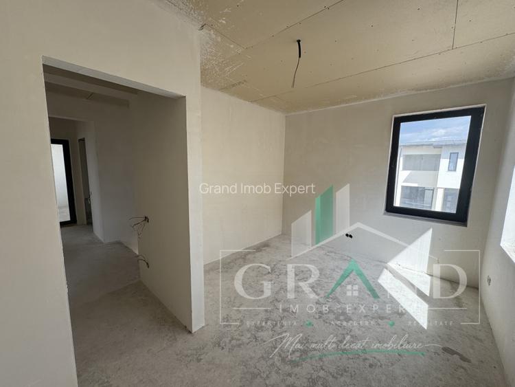 OPORTUNITATE! Casă individuală | 4 camere | 3 băi | Garaj | Teren 450 mp| Dezmir - 4