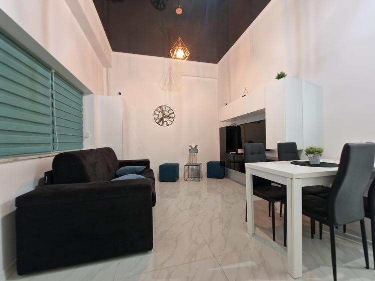 Mamaia Nord(Prima Linie la Marea Neagra)- Studiou mobilat-utilat complet-90.000e
