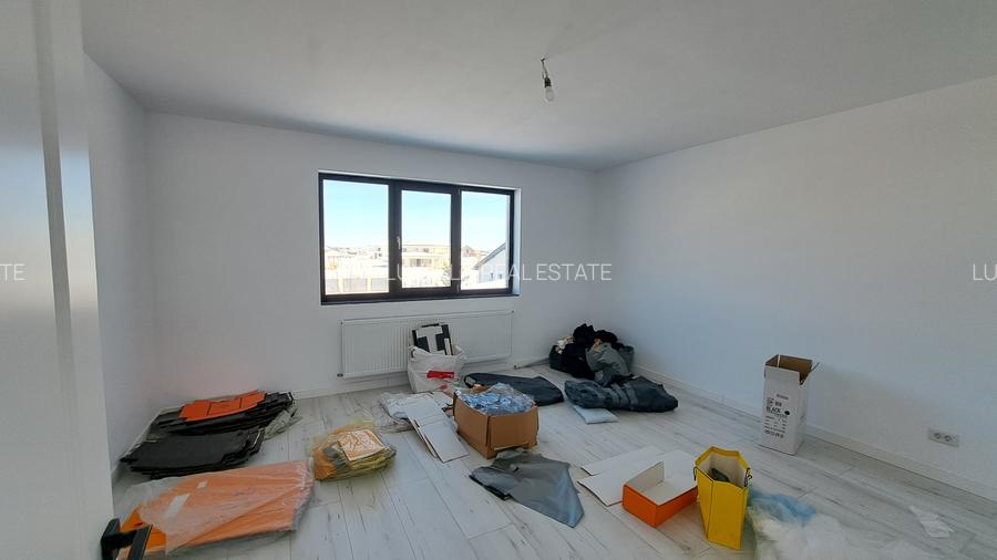 VILA SUPERBA CU 5 CAMERE  IN COMPLEX REZIDENTIAL CU CIRCUTI INCHIS - 37