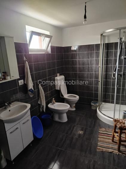 Casã și teren Piatra Neamț, ieșirea spre Dumbrava Roșie - 3