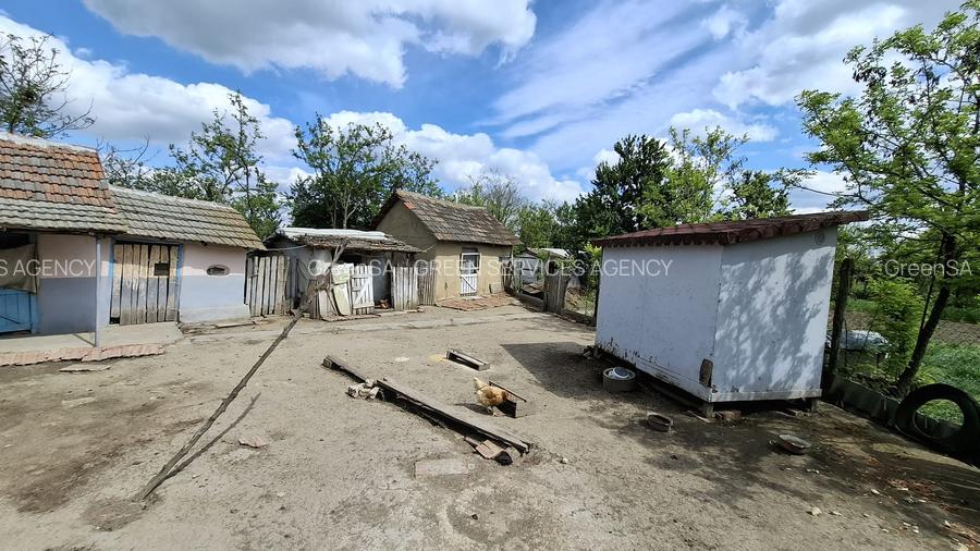 Casa paianta locuibila. Teren 1772 mp, desch. 30 ml. Asfalt, curent, apa, canal. - 14