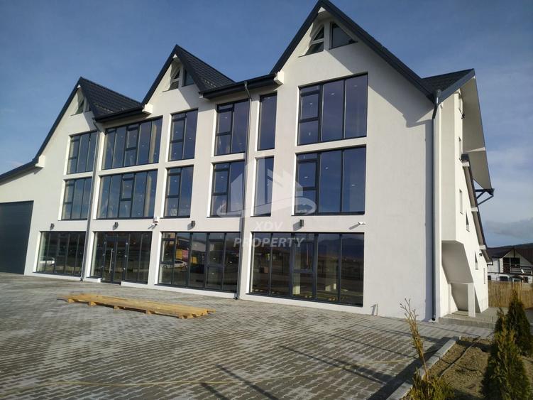 Spatiu comercial cladire noua 1274 mp construiti, teren aferent 7261 mp