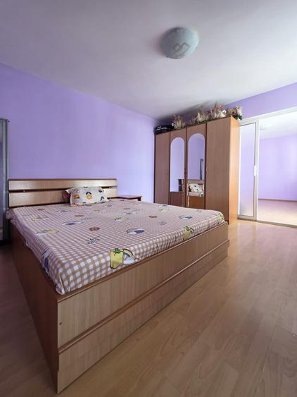 Muntele Mare | Casa cu 5 Camere | 200 mp | 8 Minute de Metrou | COMISION 0%