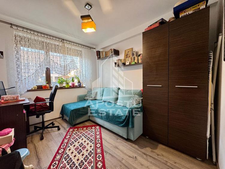 Casa insiruita cu 4 camere de vanzare langa padure, Dumbravita