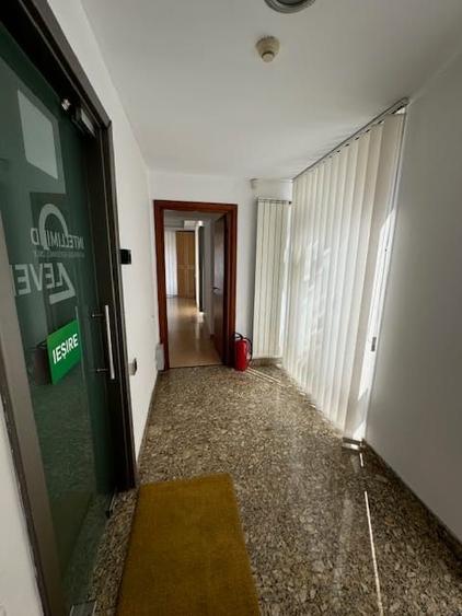 Caderea Bastiliei vis avis UI Path