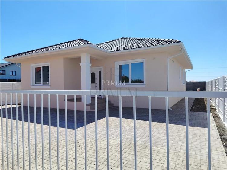 INDIVIDUALA LA CHEIE - TOATE UTILITATILE - ZONA POPULATA - 2