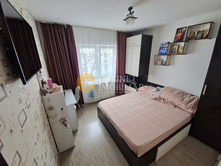 2 Camere Decomandat- Mobilat si Utilat- etaj intermediar- zona Dacia - 3