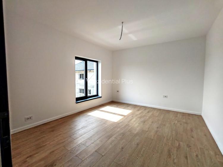 Vila/ 5 camere/175 mpu/ 400mp Teren/ Ispirescu/ - 5