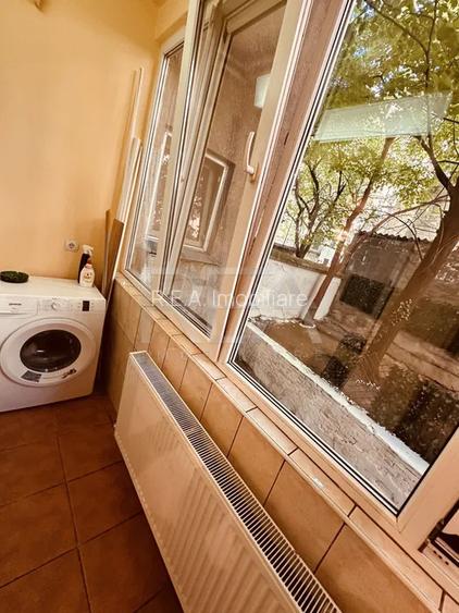 2 Camere Renovat Ideal Pentru Investitii - 7