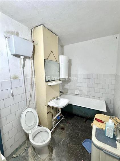 APARTAMENT CU 4 CAMERE,VOIVOZI - 4