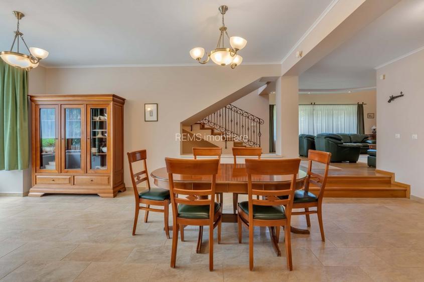 Vila superba, in stil mediteranean, strada privata - 9