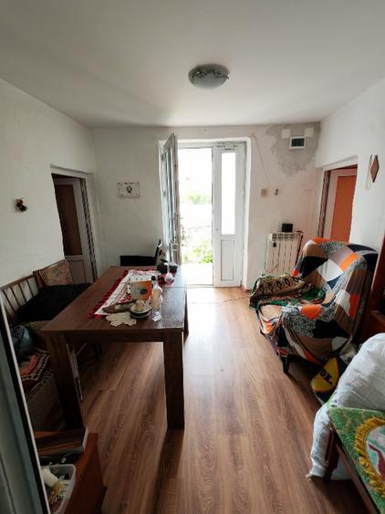 De Vanzare Casa la tara in localitatea Movila Verde la 50 km de Constanta - 3
