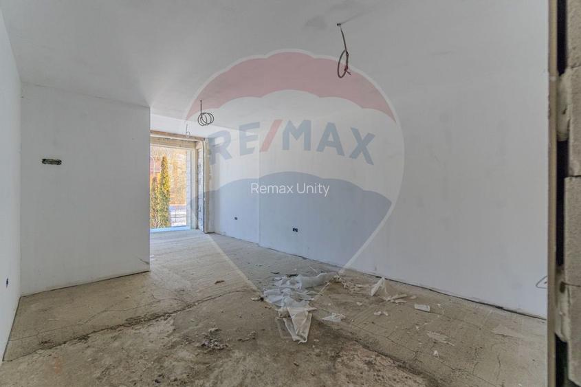 Activ Hotelier SubEvaluat | 18.000 mp construiti | 3 ha teren | BRASOV - 32