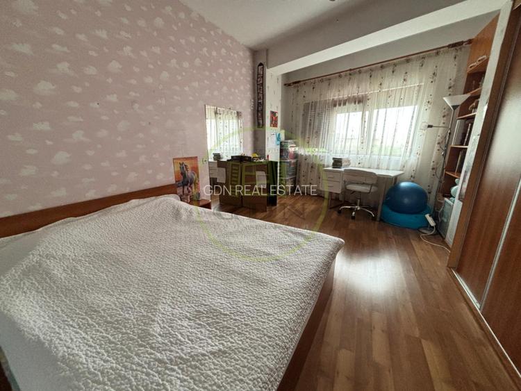 Apartament 3 camere, 78 mp, open space, Calea Severinului, zona Supeco - 4