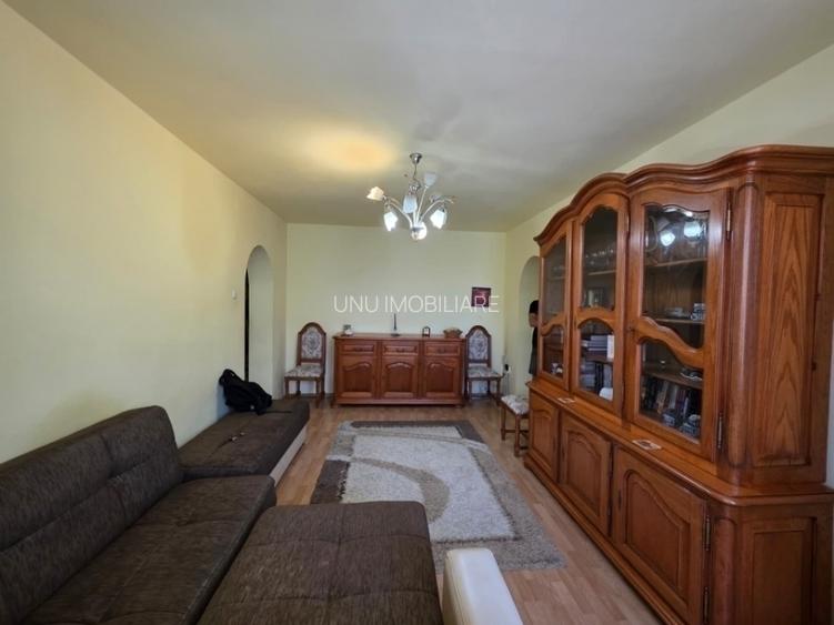 Tatarasi Dispecer- 4 Camere-2 bai-3 balcoane-la bulevard - 2