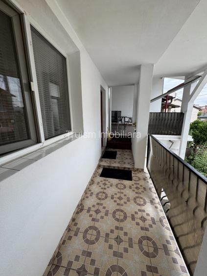 VILA Demisol+ Parter +Et 1+ Mansarda Ultracentral - 16