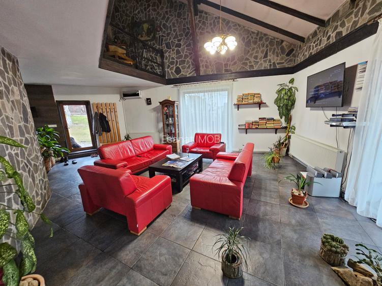 Pensiune + 2 Case, Piscina, Iaz, Garaj, Curte 3.200 mp, panouri |VIDEO - 35