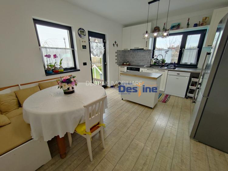 CENTRU MIROSLAVA, 180mp utili, 1000 mp teren, 299,990 EURO - 19