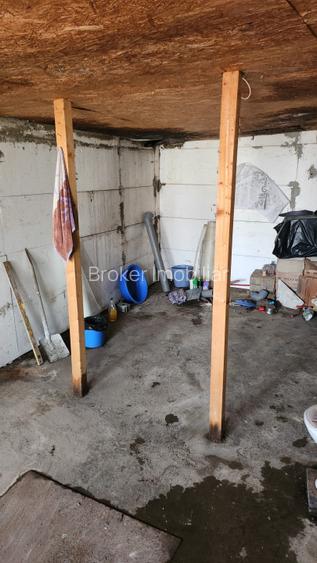 Casa 2 camere, garaj,Medeea, teren 370 mp, deschidere 14 ml - 15